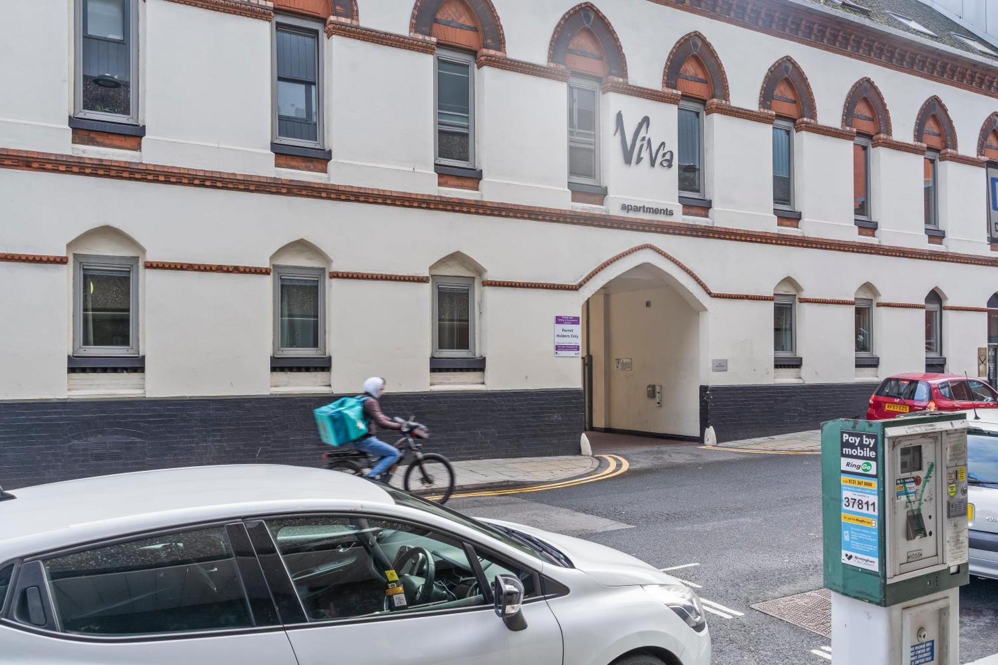 Heart Of City Centre Luxury Apartment With Secure Underground Parking Birmingham Exterior foto